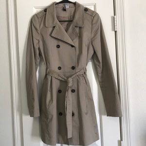 Cropped trench coat
